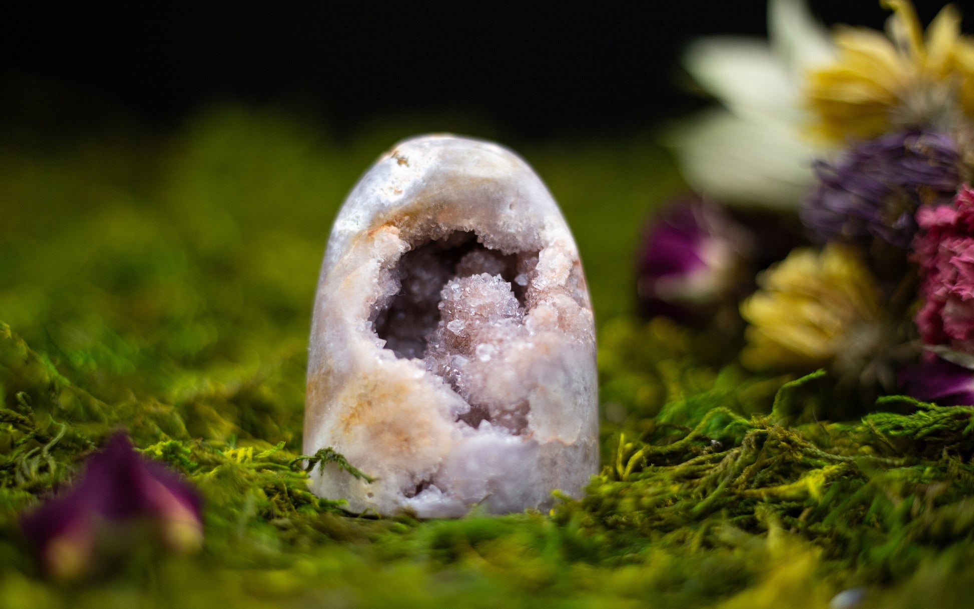 Druzy Pink Amethyst Free form | cut base | Tower